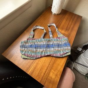 ATHLETA Square Bikini top. 34 D/DD. EUC. Multi. $18